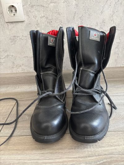 Лот: 25407917. Фото: 1. Ботинки мужские рабочие с высоким... Ботинки, полуботинки