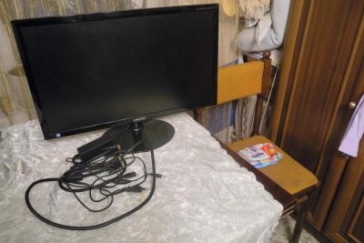 Лот: 6439741. Фото: 1. 24" ЖК монитор Samsung S24B300B... ЖК-мониторы
