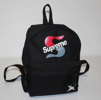 Лот: 21983452. Фото: 1. Рюкзак Supreme 25х21см. Аксессуары
