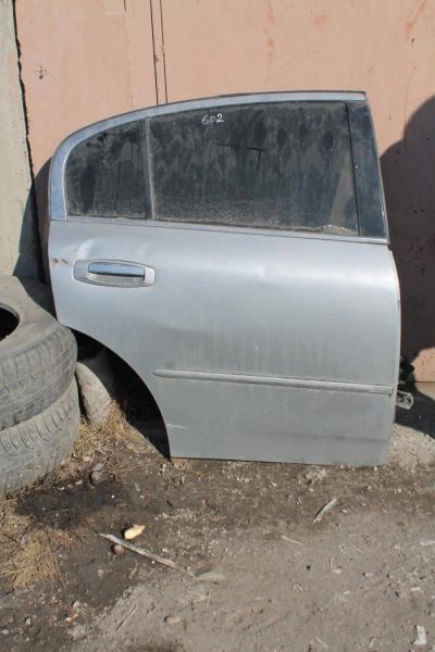 Лот: 5309108. Фото: 1. Дверь мятая задняя правая Nissan... Кузов