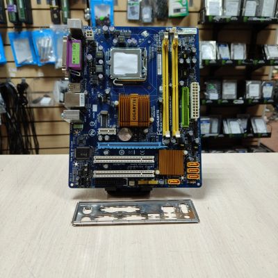 Лот: 24618719. Фото: 1. Мат. плата Gigabyte ga-g31m-es2l... Материнские платы