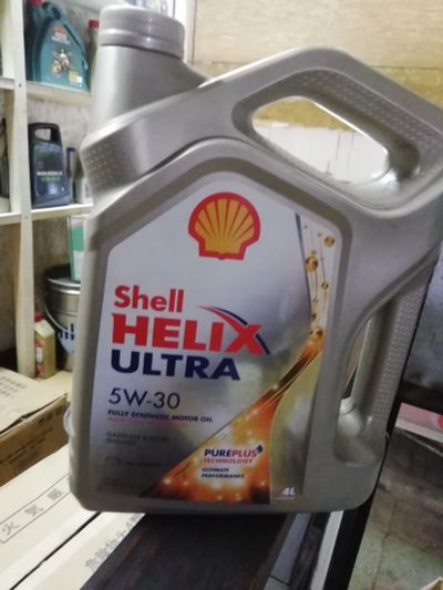 Лот: 18146371. Фото: 1. Shell Helix Ultra 5w30, 4л моторное... Масла, жидкости