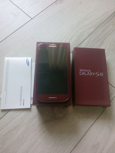 Лот: 11743515. Фото: 1. Samsung Galaxy S3 GT-i9300 Разбит... Смартфоны