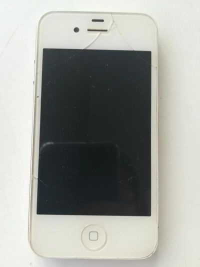 Лот: 10061334. Фото: 1. Iphone 4 16gb. Смартфоны