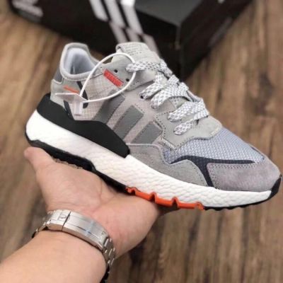 Лот: 14673223. Фото: 1. Adidas Nite Jogger. Кеды, кроссовки, слипоны