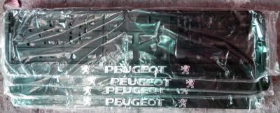 Лот: 5467164. Фото: 1. Рамка номера с защелкой Peugeot... Детали тюнинга
