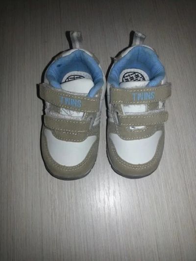 Лот: 6771774. Фото: 1. Кроссовки Twins. Кеды, кроссовки