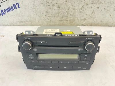 Лот: 25628685. Фото: 1. Магнитола toyota corolla ZZE150L. Двигатель и элементы двигателя