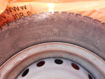Лот: 5937325. Фото: 1. 175 70 r13 четыре колеса за 2... Шины на дисках