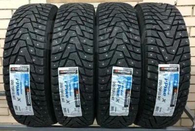 Лот: 19442795. Фото: 1. Шины 205/70 R15 Hankook W429A... Шины