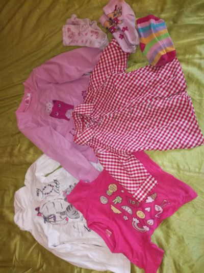 Лот: 16081146. Фото: 1. Вещи на девочку 3-5 лет. Футболки, поло, топы, лонгсливы