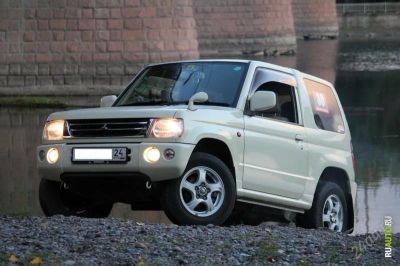 Лот: 2244117. Фото: 1. Mitsubishi Pajero Mini. Автомобили