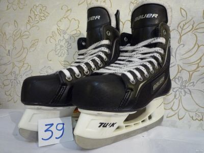 Лот: 15084311. Фото: 1. Коньки хоккейные Bauer Supreme... Коньки