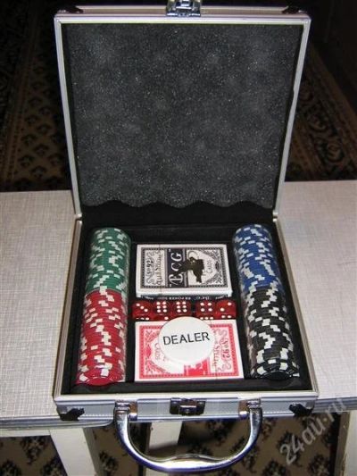 Лот: 1668668. Фото: 1. Набор для игры в покер (poker... Сувенирные наборы