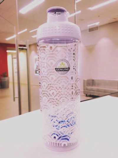 Лот: 9959176. Фото: 1. Шейкер BlenderBottle Signature... Спортивная посуда