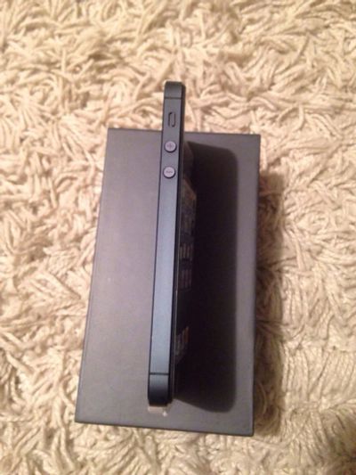 Лот: 7649651. Фото: 1. iPhone 5 (черный) Продам. Смартфоны