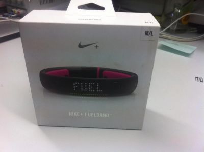 Лот: 5171941. Фото: 1. фитнес-браслет NIKE+FuelBand SE. Другое (спортивные товары)
