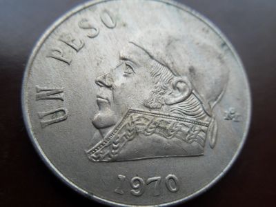 Лот: 16800971. Фото: 1. Мексика 1 песо 1970. Америка