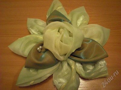 Лот: 467329. Фото: 1. Цветок из ткани. Готовые изделия