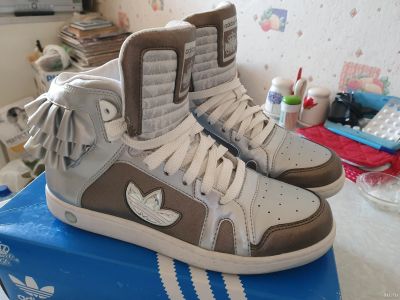 Лот: 13465409. Фото: 1. Кеды Adidas Respect ME 36 р-р. Кеды, кроссовки, слипоны