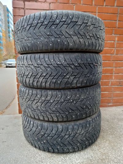 Лот: 24347312. Фото: 1. Nokian Hakkapeliitta 8 SUV 215... Шины