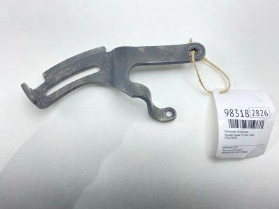 Лот: 24773193. Фото: 1. Кронштейн генератора Hyundai Sonata... Двигатель и элементы двигателя