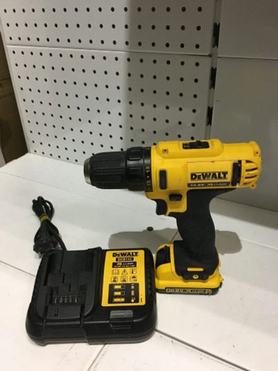 Лот: 15770397. Фото: 1. Дрель-шуруповерт Dewalt DCD710C2-KS. Электроинструмент