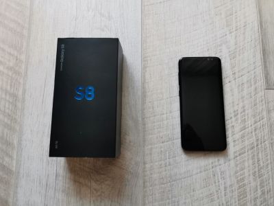 Лот: 18370635. Фото: 1. Samsung Galaxy S8. Смартфоны