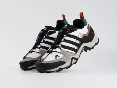 Лот: 25045679. Фото: 1. Кроссовки Adidas Terrex Swift... Кеды, кроссовки, слипоны