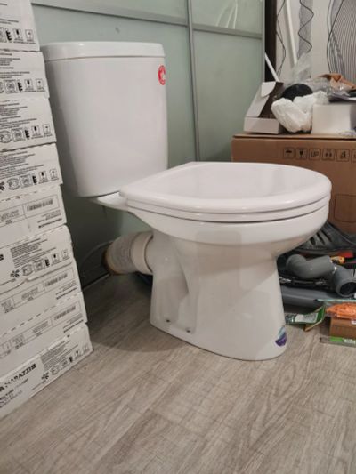 Лот: 18066010. Фото: 1. Унитаз б/у. Унитазы, биде