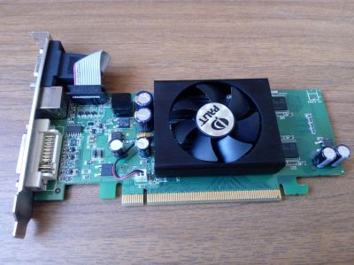 Лот: 10176103. Фото: 1. Видеокарта Palit (GeForce 8400... Видеокарты