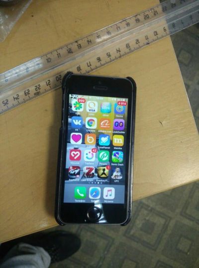 Лот: 7206346. Фото: 1. Iphone 5s 64 g серый обмен. Смартфоны