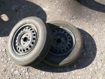 Лот: 2090847. Фото: 1. Два колеса Good year R13 155/80. Шины на дисках