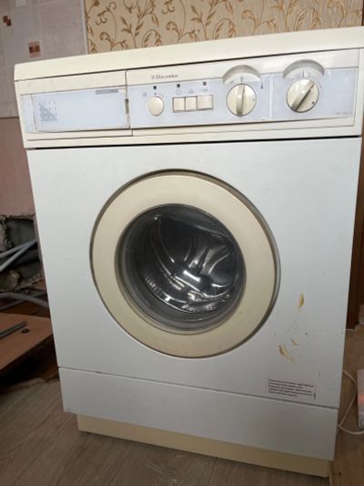 Лот: 20250294. Фото: 1. Стиральная машина Electrolux. Стиральные машины