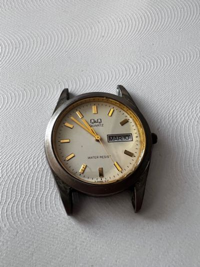 Лот: 19582758. Фото: 1. Часы Q&Q quartz японский механизм. Оригинальные наручные часы