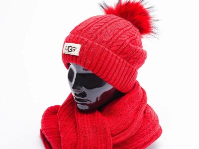 Лот: 15195838. Фото: 1. Комплект UGG( шапка,перчатки,шарф... Шарфы, платки