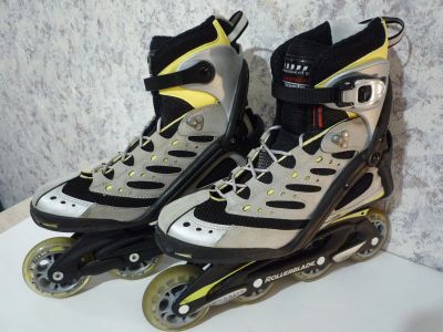 Лот: 17351587. Фото: 1. Rollerblade Aero 5W. Раз: 40,5... Роликовые коньки, скейтборды, самокаты