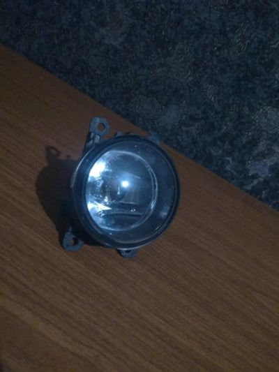 Лот: 19487672. Фото: 1. Противотуманка Suzuki sx4. Оптика и освещение