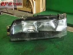 Лот: 6576060. Фото: 1. Фара nissan skyline r31. Оптика и освещение