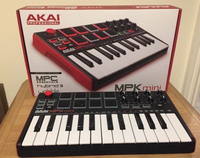 Лот: 15388392. Фото: 1. akai pro mpk mini mk2 usb. MIDI-оборудование