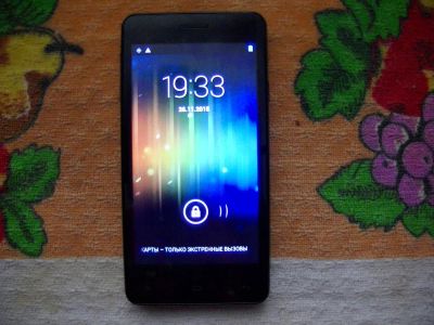 Лот: 6500328. Фото: 1. Fly IQ4403 (Б/У). Смартфоны