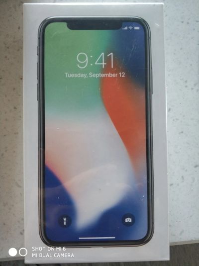 Лот: 11659900. Фото: 1. iPhone X 64 GB Silver. Смартфоны