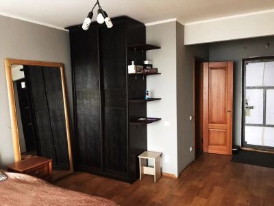 Лот: 16738786. Фото: 1. Продам 1-комн квартиру 37кв, Студгородок. Квартиры, студии