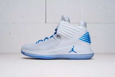 Лот: 11617642. Фото: 1. Кроссовки Air Jordan XXXII. Кеды, кроссовки, слипоны
