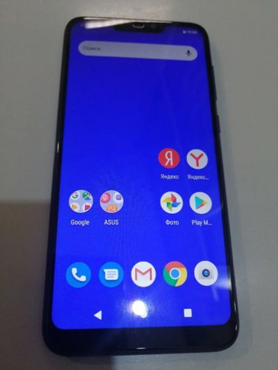 Лот: 17008467. Фото: 1. Смартфон ASUS ZenFone Max M2... Смартфоны