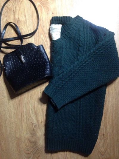 Лот: 10788099. Фото: 1. теплый свитер Pull and Bear/ сумка... Свитеры, толстовки, худи