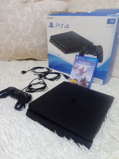 Лот: 20848768. Фото: 1. Sony playstation 4 slim 1tb. Игровые приставки, консоли