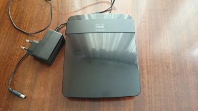 Лот: 10680307. Фото: 1. Cisco linksys e1200 маршрутизатор... Маршрутизаторы (роутеры)