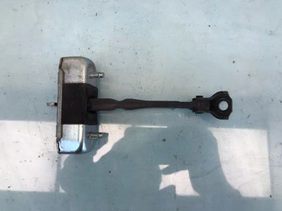 Лот: 24308501. Фото: 1. ограничитель двери toyota corolla... Двигатель и элементы двигателя