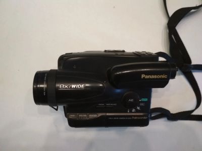 Лот: 17381686. Фото: 1. Видеокамера пленочная Panasonic... Видеокамеры